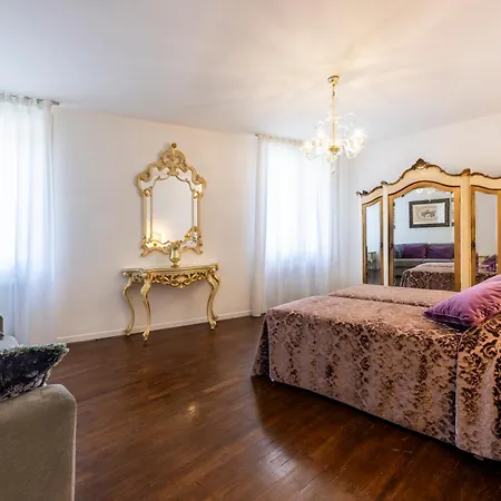 Savoia E Jolanda Apartments-2